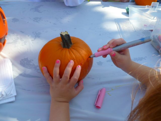 светильник из тыквы